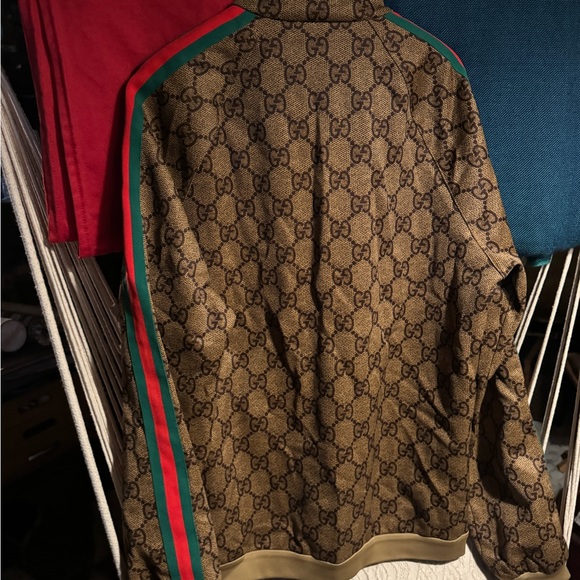 Gucci tan monogram striped sweatshirt - Picture 4 of 5